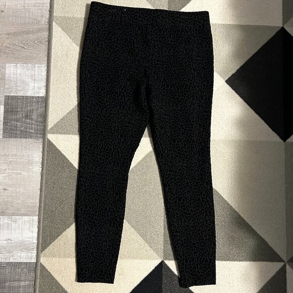 High-Waisted Stevie Black Leopard Print Pants Women's Size L - Picture 6 of 9